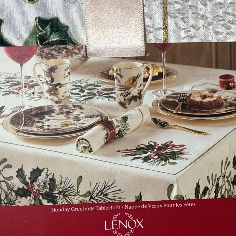 Lenox Festive Holiday greetings Tablecloth with Gold Accents